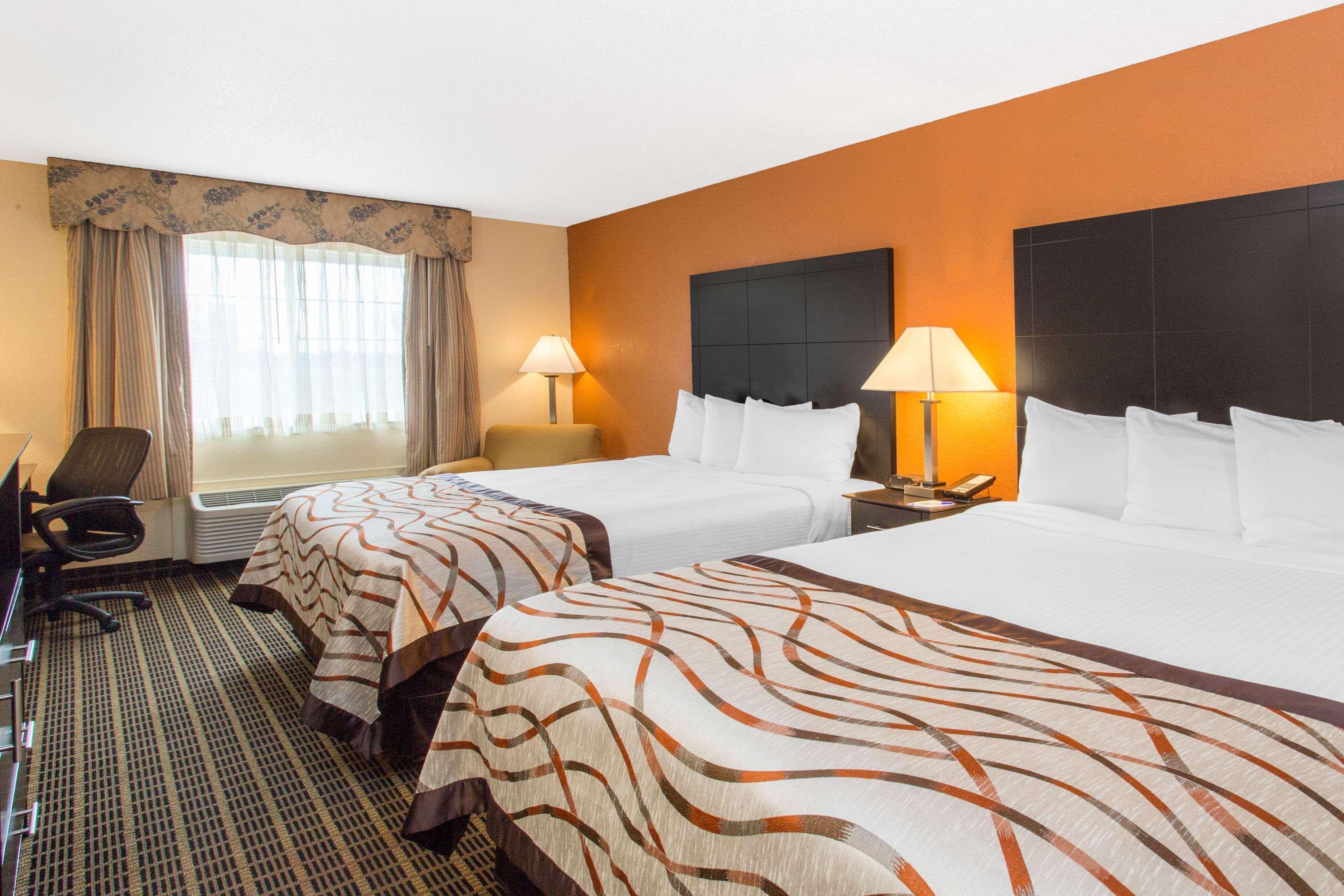 Hotel Baymont by Wyndham Muskegon Zewnętrze zdjęcie