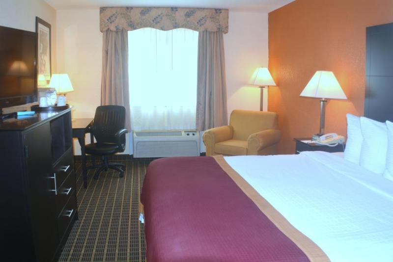 Hotel Baymont by Wyndham Muskegon Zewnętrze zdjęcie