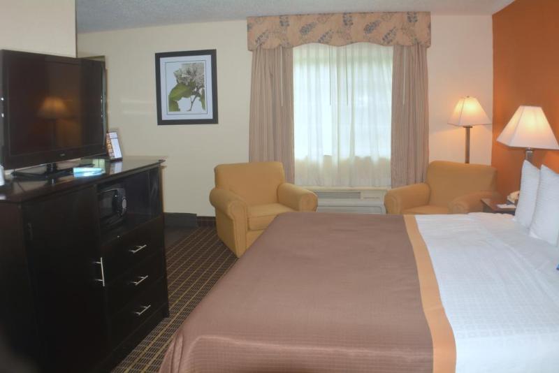 Hotel Baymont by Wyndham Muskegon Zewnętrze zdjęcie